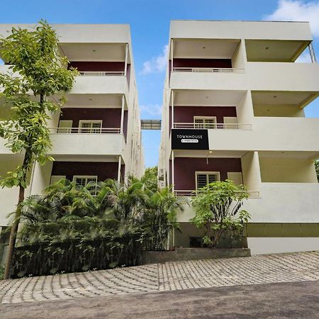 Super Townhouse Hebbal Mysore Belagula Bagian luar foto