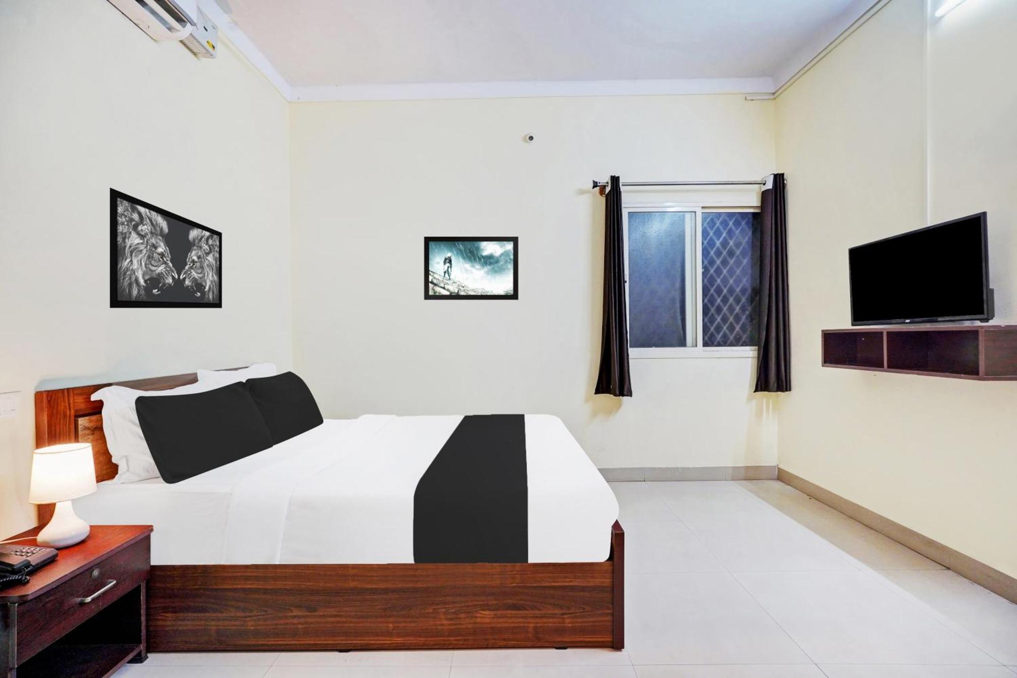 Super Townhouse Hebbal Mysore Belagula Bagian luar foto