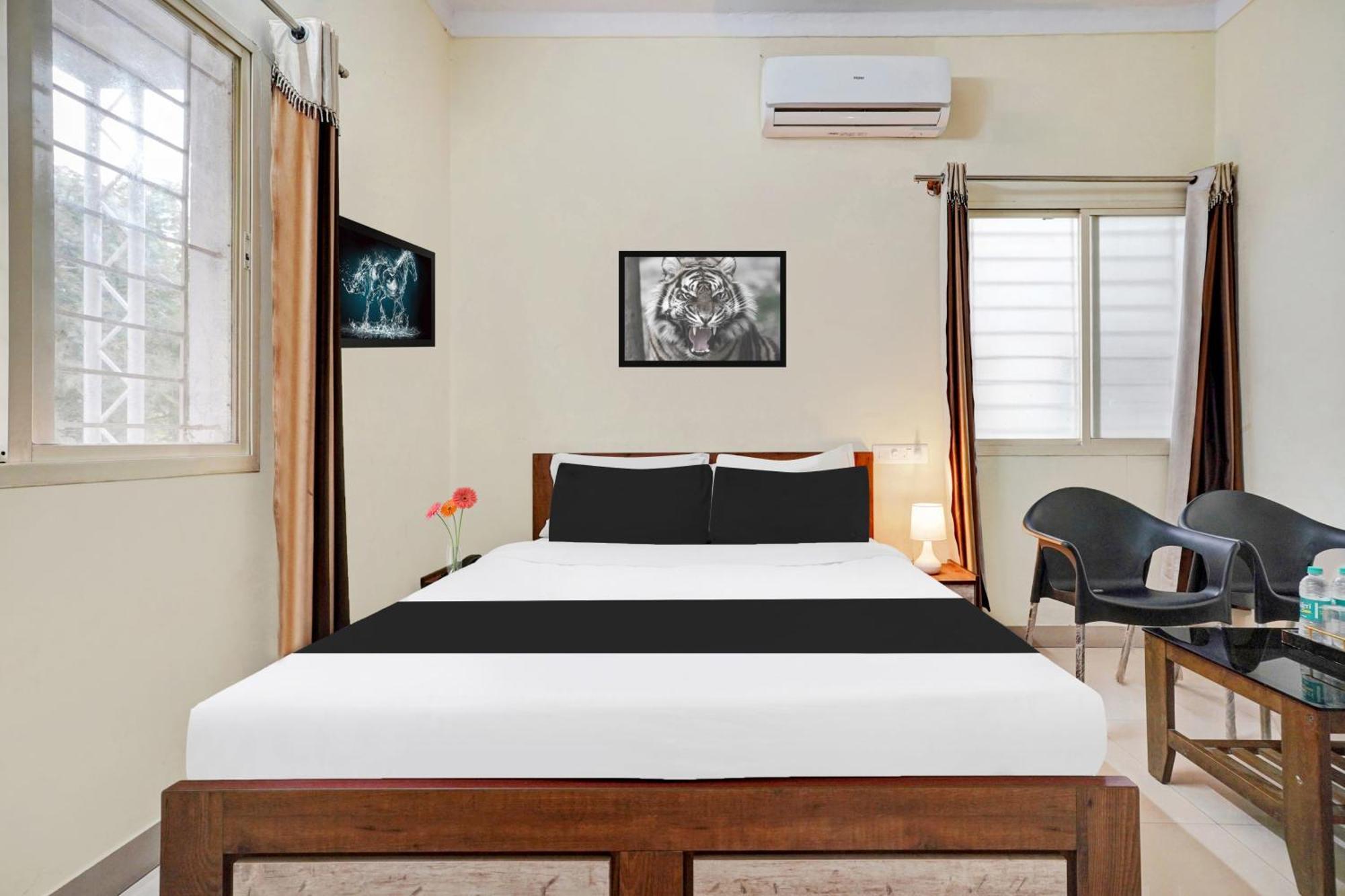 Super Townhouse Hebbal Mysore Belagula Bagian luar foto