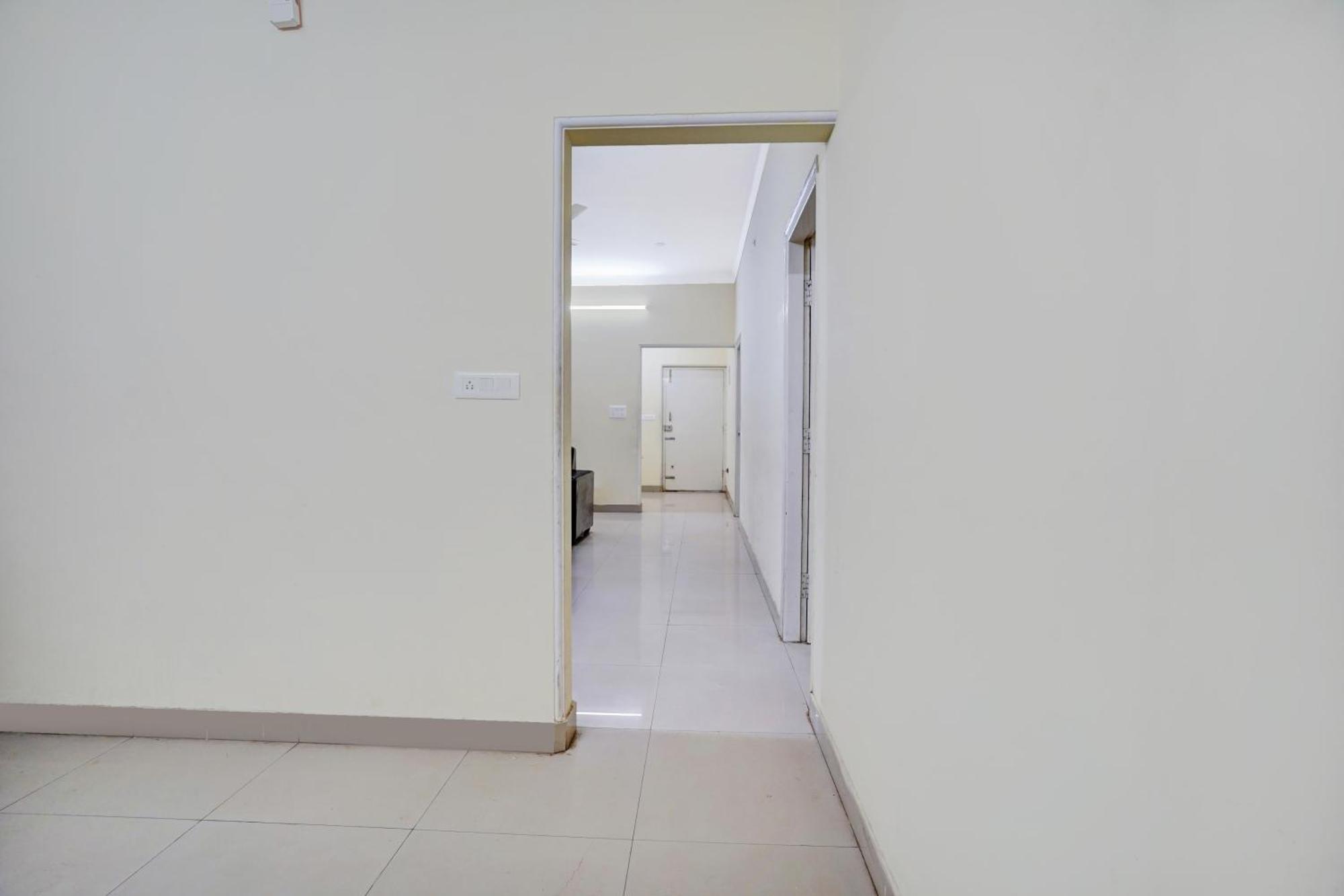 Super Townhouse Hebbal Mysore Belagula Bagian luar foto